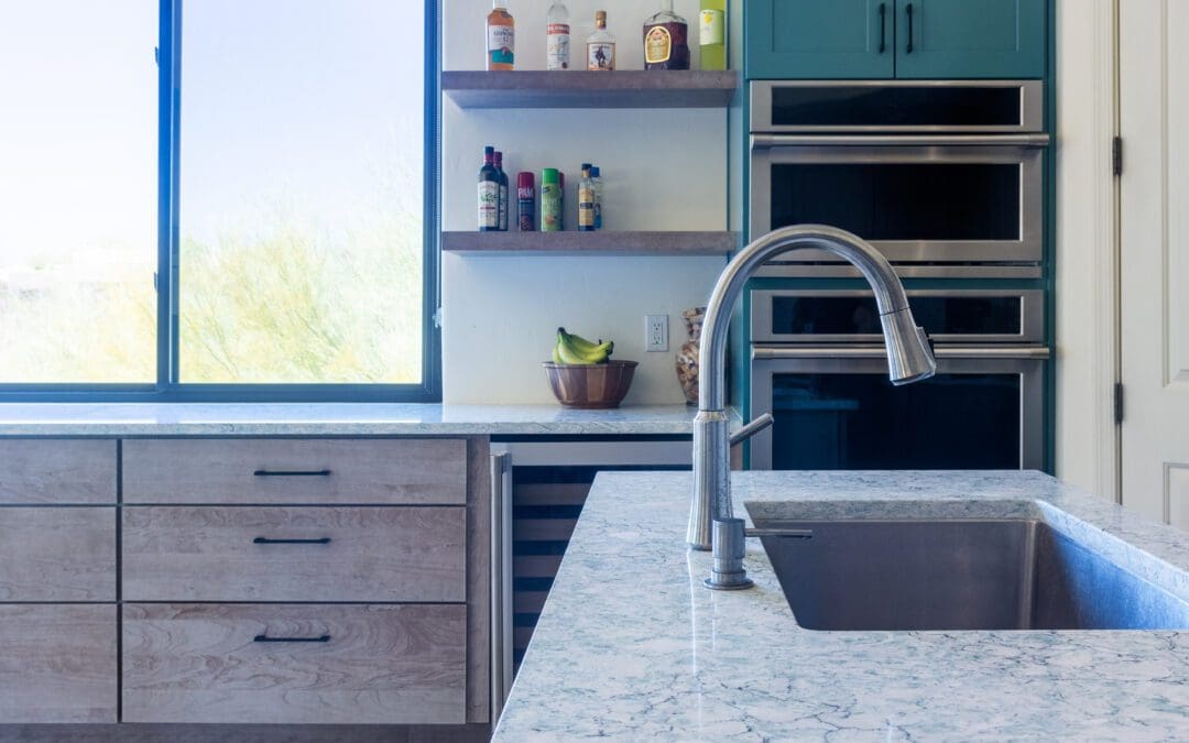 Open Shelving vs. Traditional Cabinets